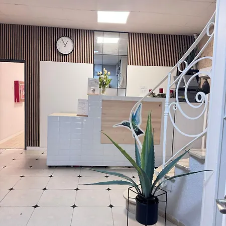 Guest house Colibri Calella